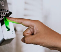 Scanning finger on a fingerprint access control