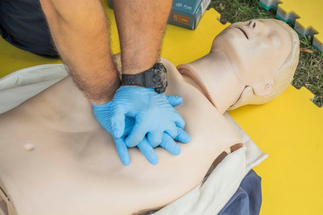 CPR First aid Cardiopulmonary resuscitation